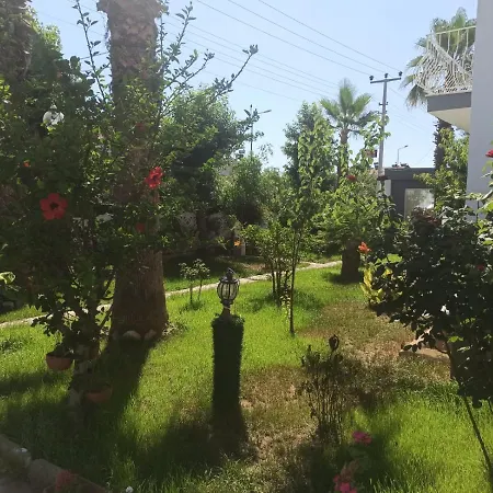 Ξενοδοχείο με διαμερίσματα Kelebek Apart *